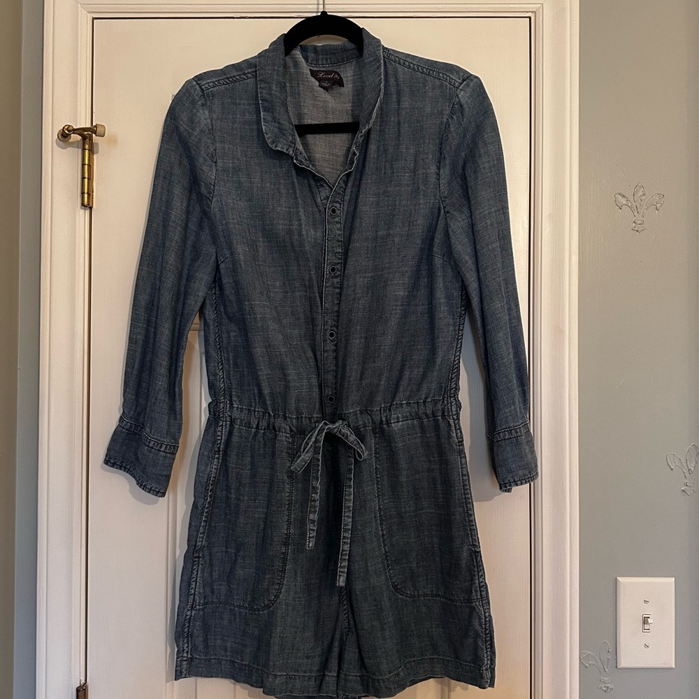Level 99 Gray Long Sleeve Top
